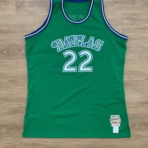 Mitchell & Ness Green Hardwood Classics Jersey